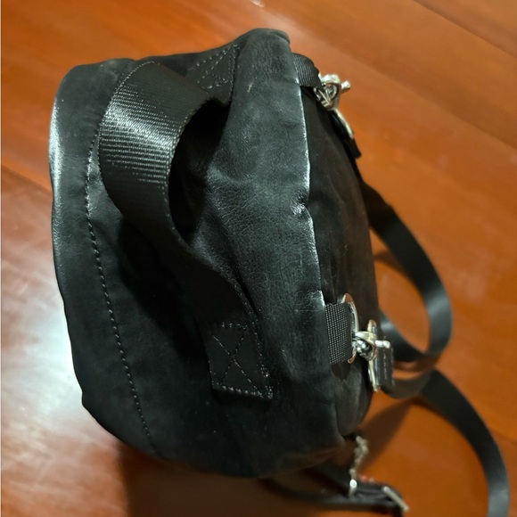 Alo Yoga Luxe Backpack Black - Picture 9 of 9